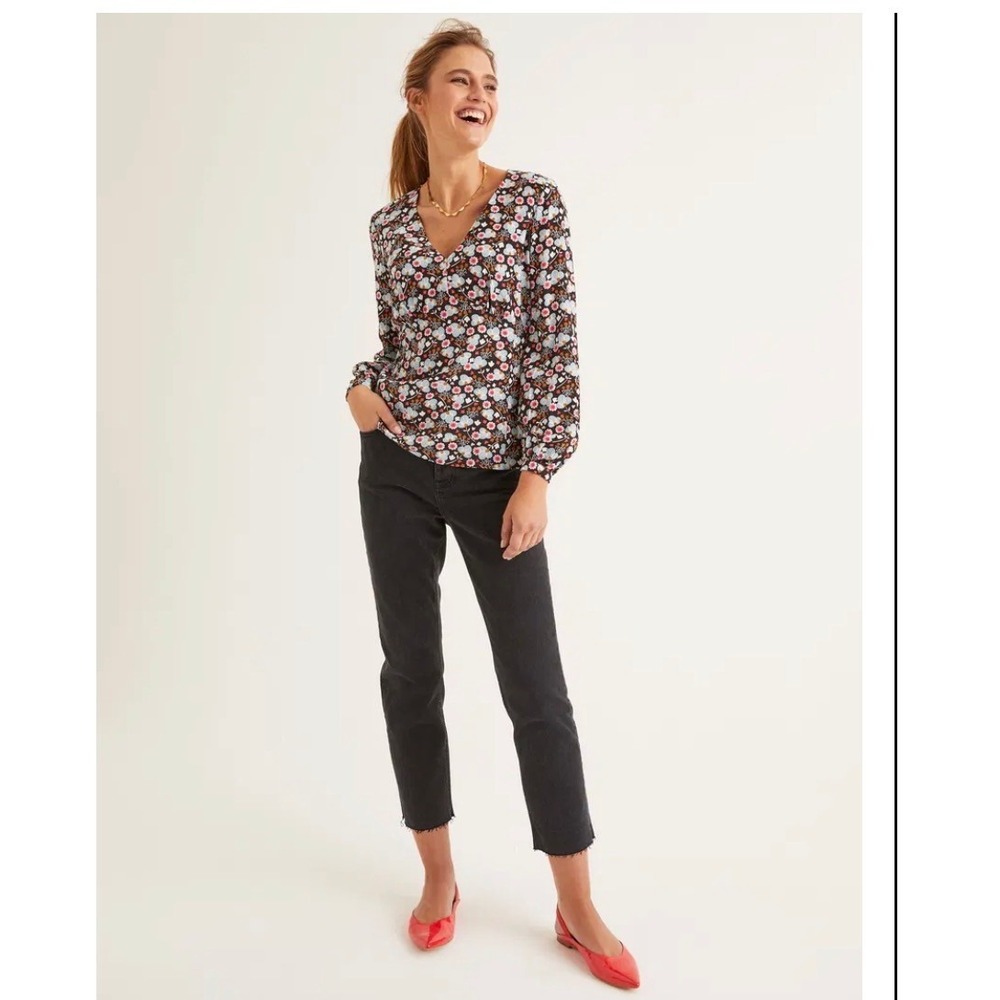 Boden Floral V-Neck Blouse in Black with White & Pink Flowers